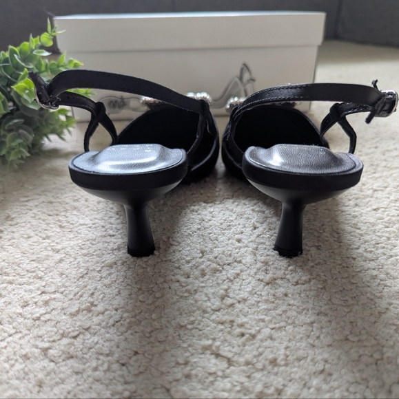 A New Day Annette Black Satin Slingback Kitten Heels Size 6 - Picture 4 of 8